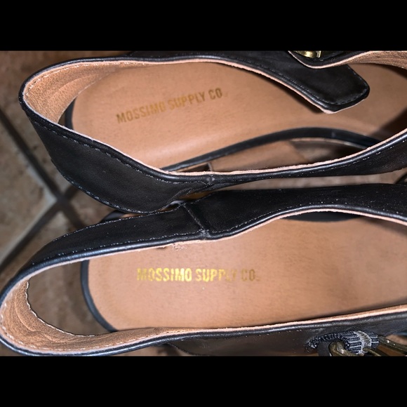 MOSSIMO SUPPLY CO Black Strappy Wedge Sandal - Picture 7 of 8